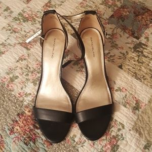 Bandolino strappy open-toe heels